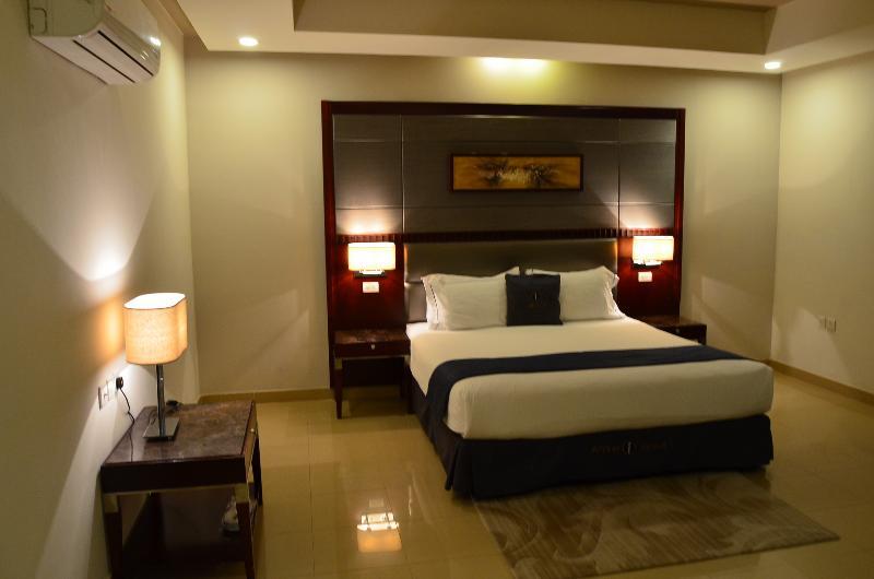 Aparthotel Intour Qurtoba 4*